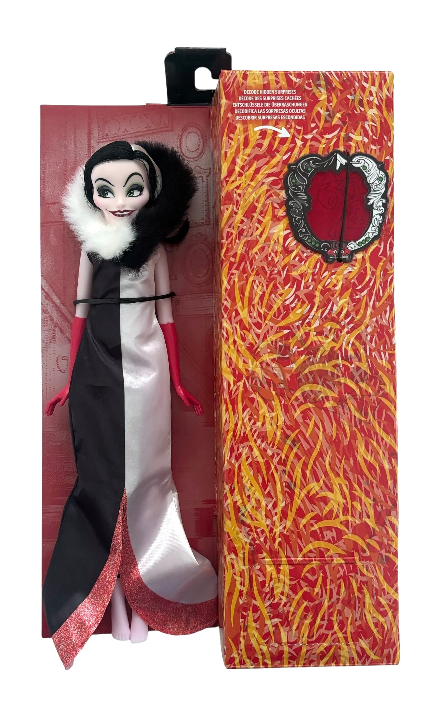 Disney Villains Cruella Collectable Doll