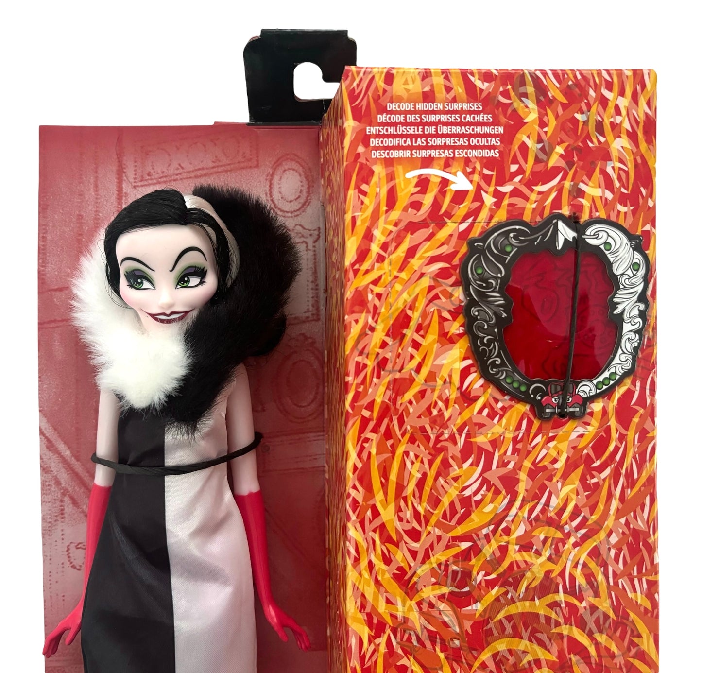 Disney Villains Cruella Collectable Doll